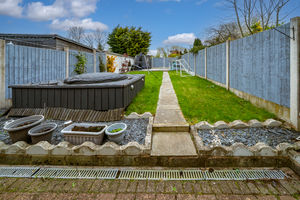 REAR GARDEN- click for photo gallery